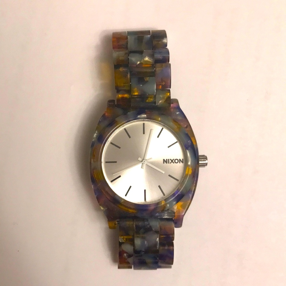 Nixon Time Teller Watch!